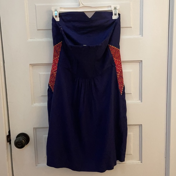 Strapless Dress UO With Pockets - Picture 2 of 3